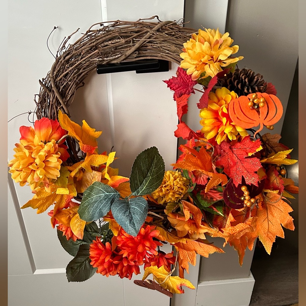 Door Wreath - Picture 12 of 14